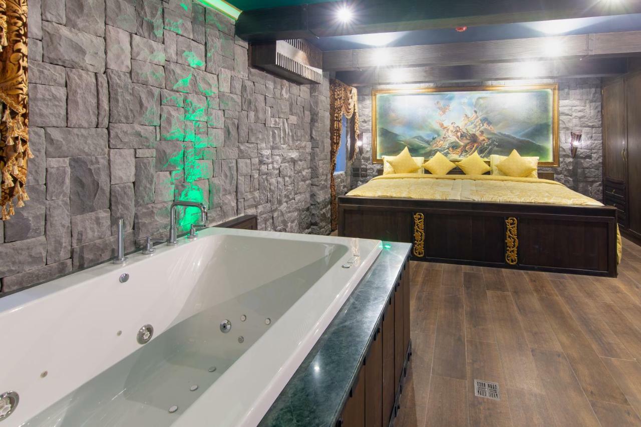 Castle Suites パッタヤー エクステリア 写真